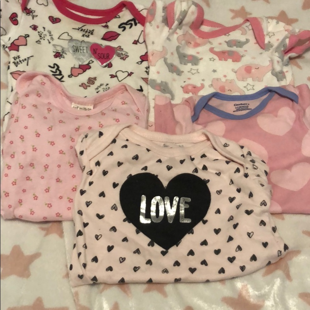Baby clothes 4 size 0-3 1 6-9
